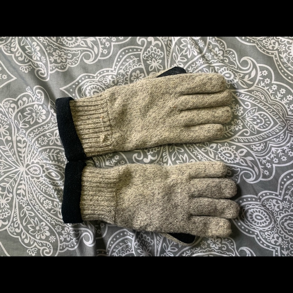 Winter gloves